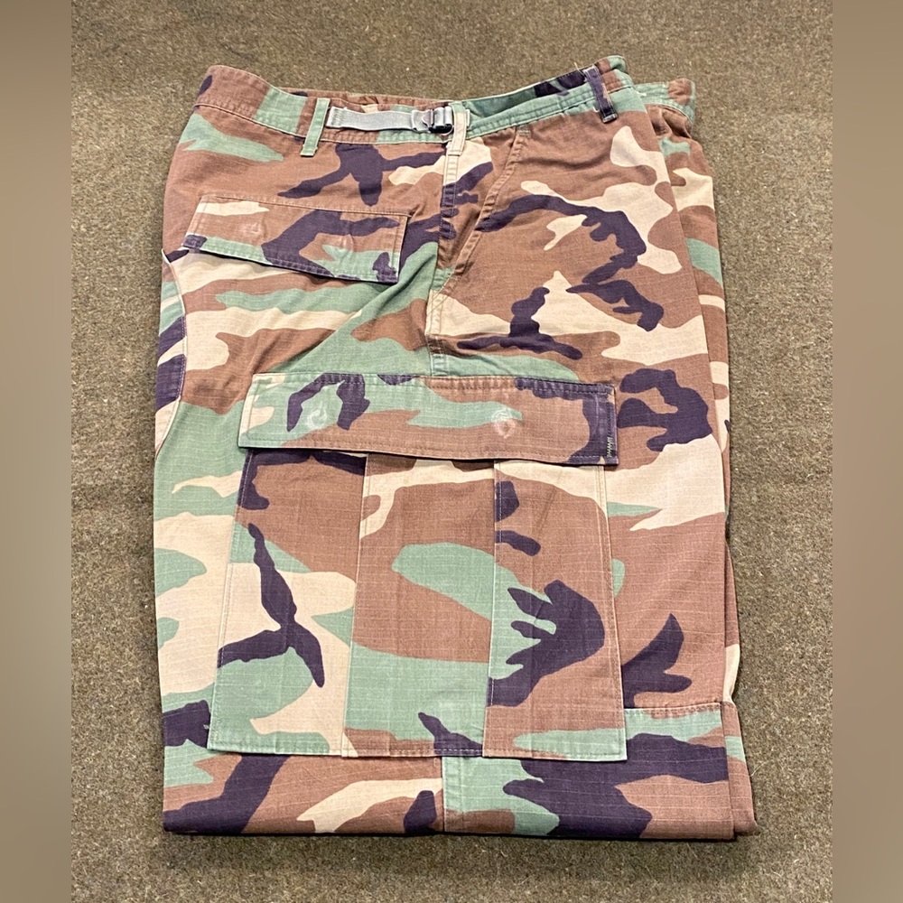 2000 Used US Military USGI Woodland Camouflage Cargo Pants Men’s Medium Regular